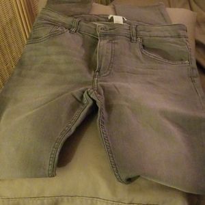 Medium Grey (Gray) Size 10 H&M Skinny Jeans